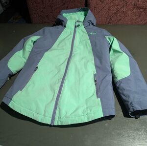 Under Armour Kids' Mint and Charcoal System Jacket Size YM (8) 2 Piece Set